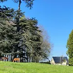La Maison Du Gardien, Chateau De Lavenue Nyaraló *