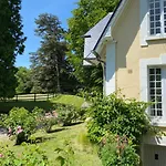 La Maison Du Gardien, Chateau De Lavenue