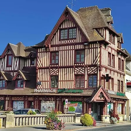 別荘 La Maison Du Gardien, Chateau De Lavenue Pierrefitte-en-Auge
