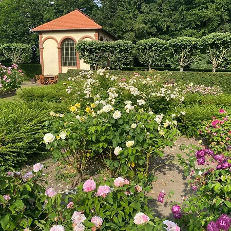 La Maison Du Gardien, Chateau De Lavenue 別荘 *
