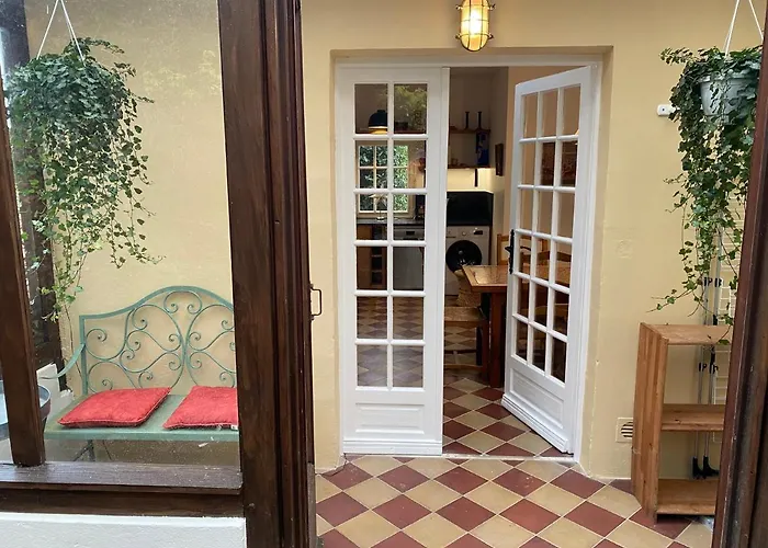 Сasa de vacaciones La Maison Du Gardien, Chateau De Lavenue Pierrefitte-en-Auge